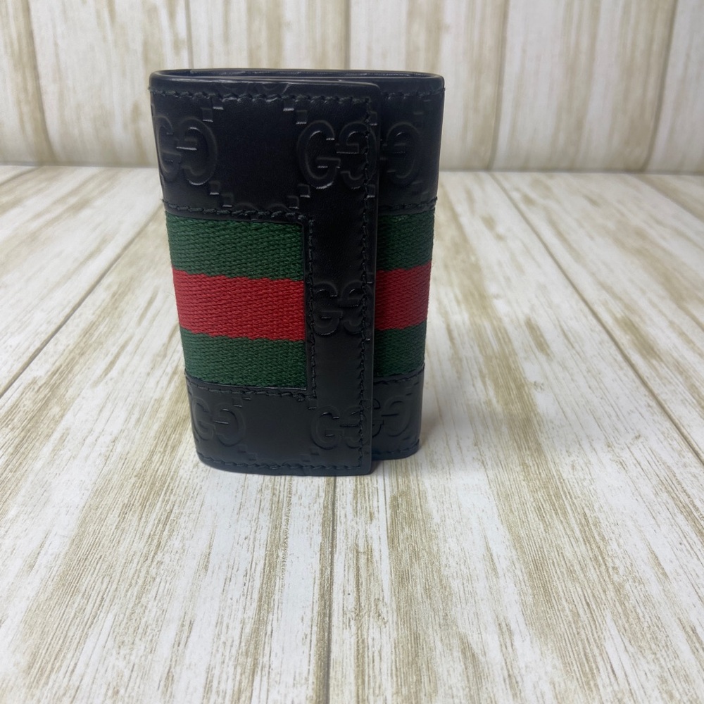 Gucci GG Signature Web Key Holder